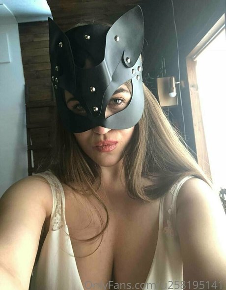 bustyyyyy onlyfans leaks xxx