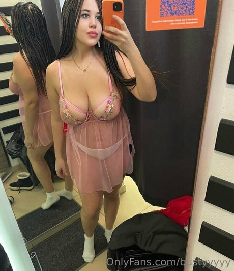 bustyyyyy onlyfans explicit content
