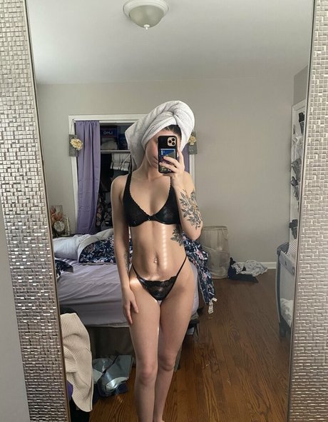 irresistible ivy tits onlyfans