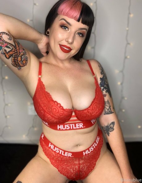 BlossyBlue onlyfans nude leaked