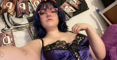 dumn lolli pics onlyfans