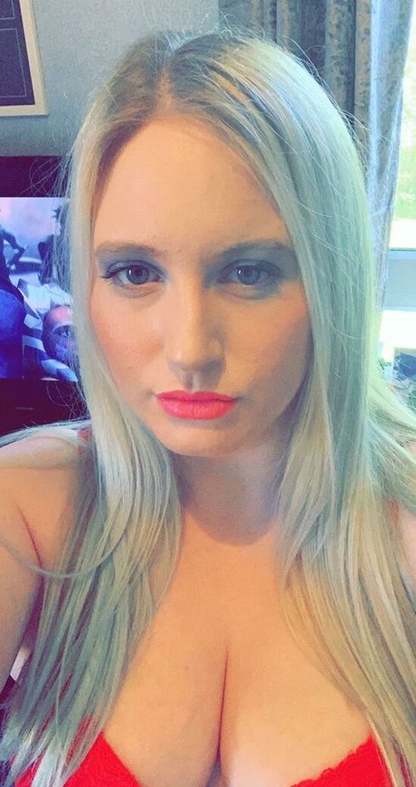 Kinkerbells1 onlyfans nude pics