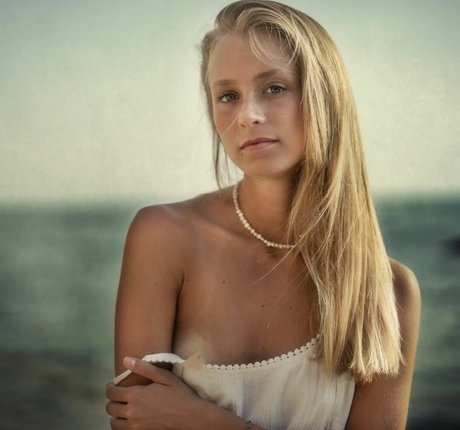 elabarkay only fans leak