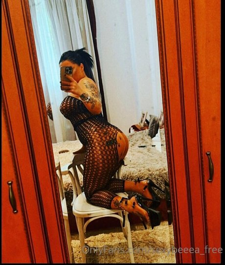 sexybeeea free onlyfans nude