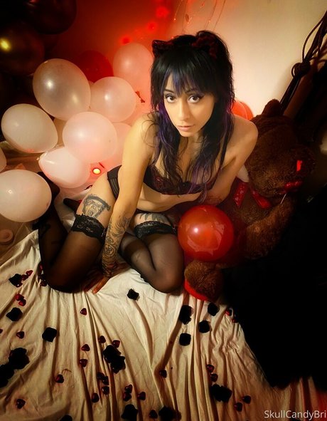 skullcandybri onlyfans nudes leak