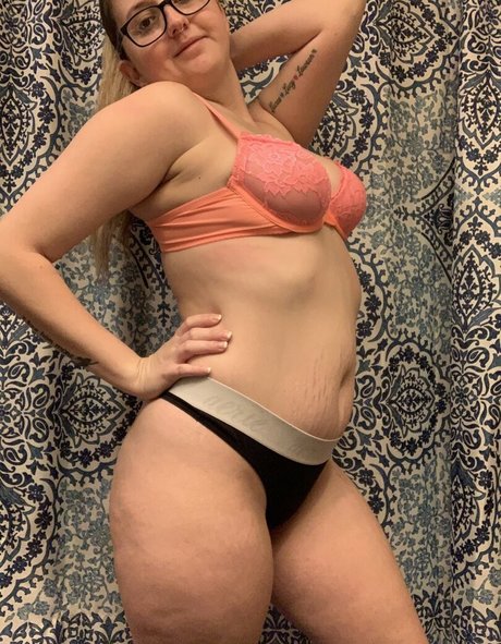 tiffanirose only fans leak porn