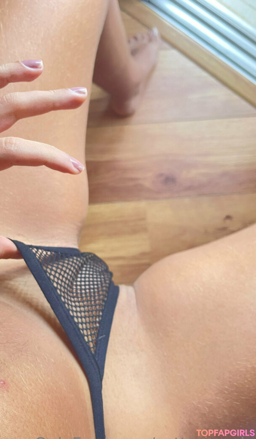 esttermuniz onlyfans nude leak