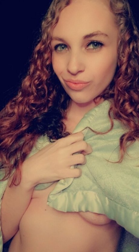 kansasgirl95free naked onlyfans