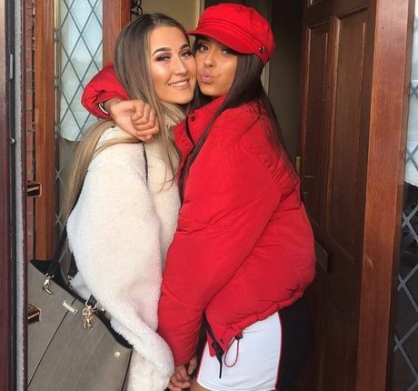 Laura Brophy onlyfans porn