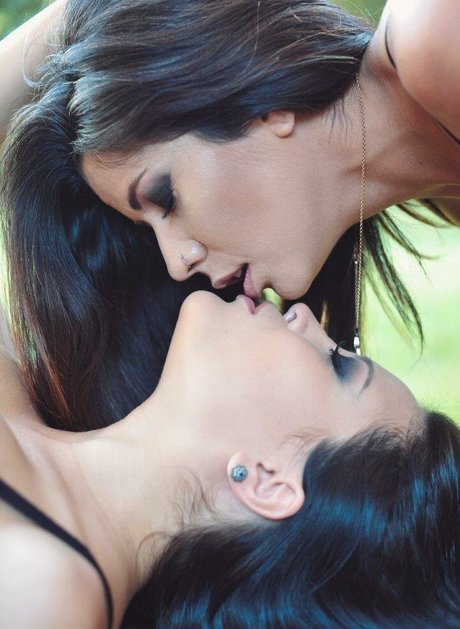 Paula Ribeiro onlyfans leaked dirtyship