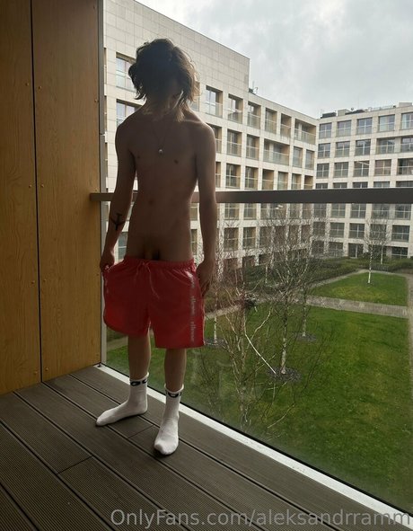 aleksandrramm onlyfans tits