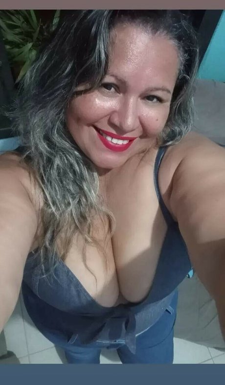 Elizabeth Delmondes onlyfans pics leaked