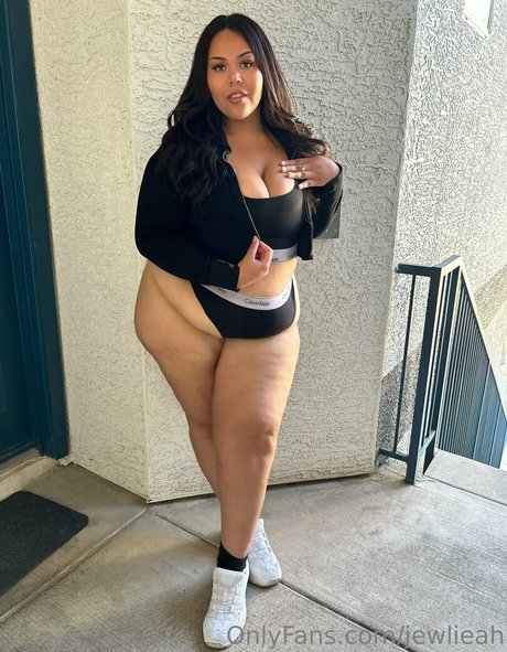 amateur blonde onlyfans best capture