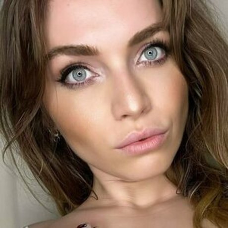 loveachloe onlyfans sex tape