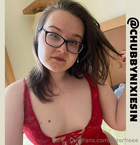 esterfreee feet onlyfans