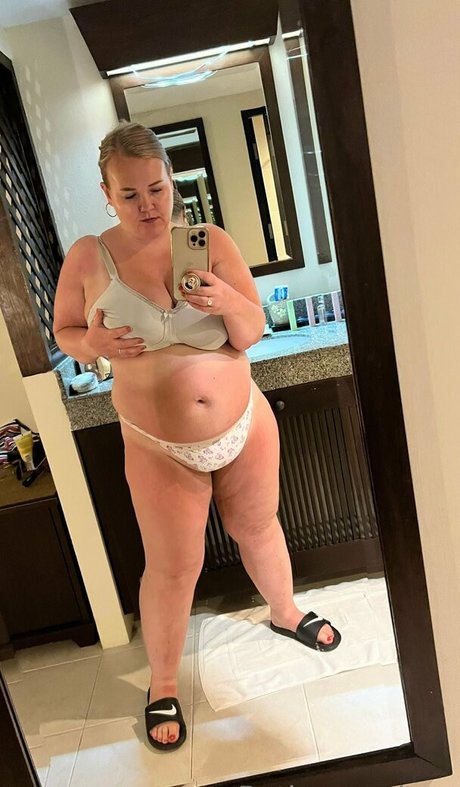 big areolas onlyfans naked frame