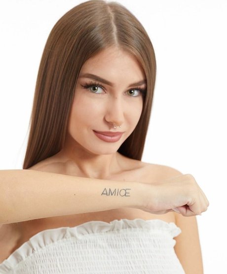 Elisa Esposito nsfw onlyfans