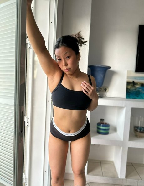 babe brunette onlyfans free naked snap