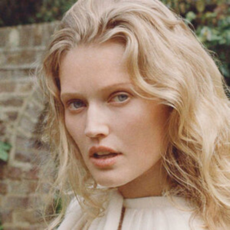 Toni Garrn onlyfans porn leaked