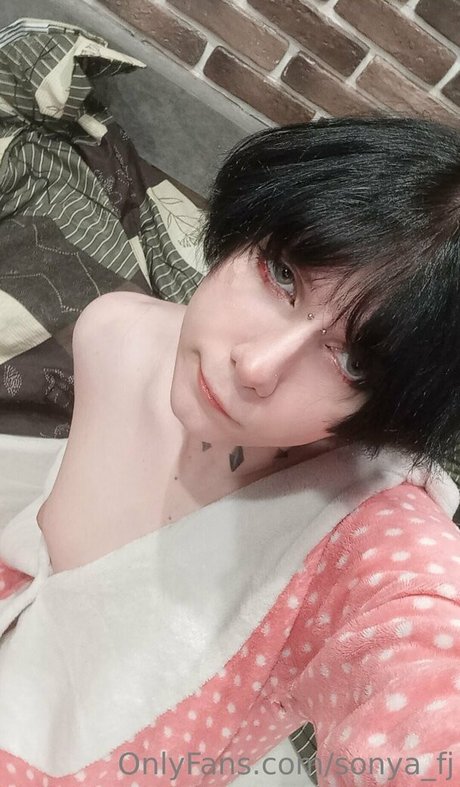 sonya fj onlyfans topless