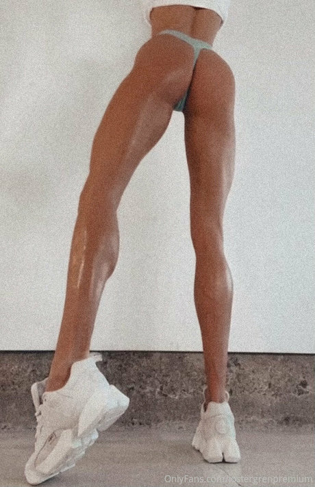 Ia Ostergren onlyfans striptease