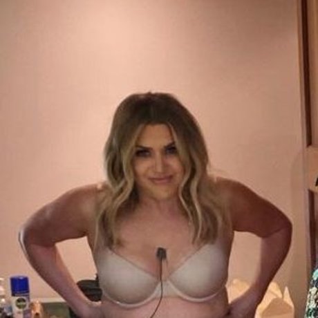 Anna Williamson nude onlyfans