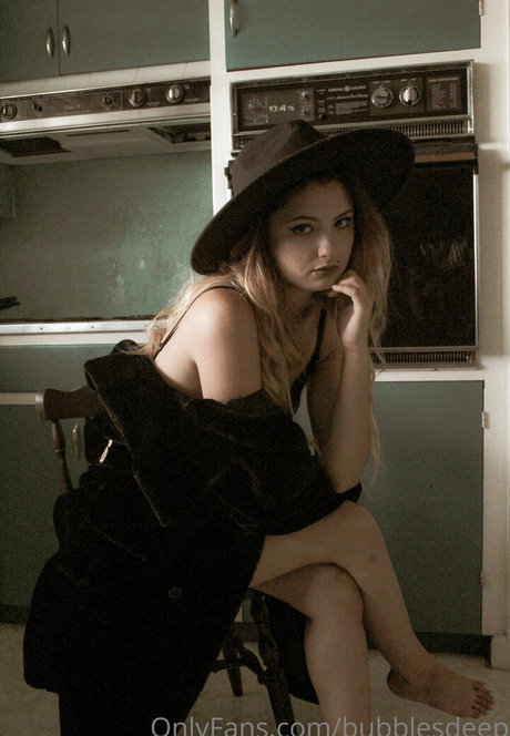 bubblesdeep porn onlyfans