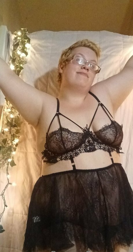 creamxxxqueen leak onlyfans porn