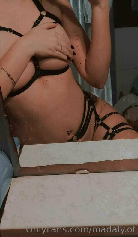 madaly of onlyfans tits
