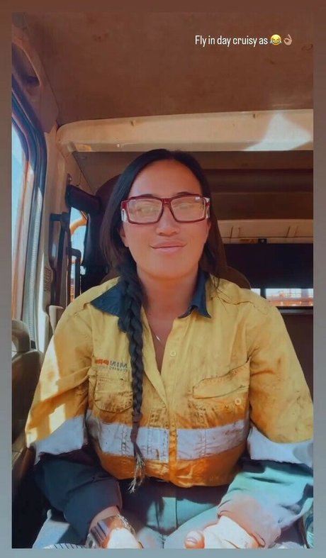 lyn ahayz onlyfans lean