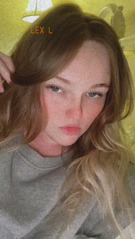 Lexy Kagamine onlyfans posts