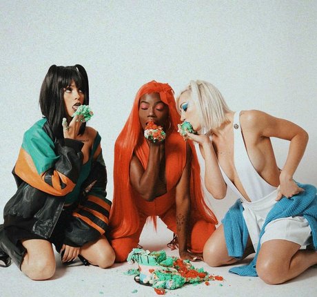 Paula Dinamicah onlyfans leak xxx