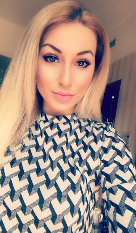 lanueta21 onlyfans nudes leaked