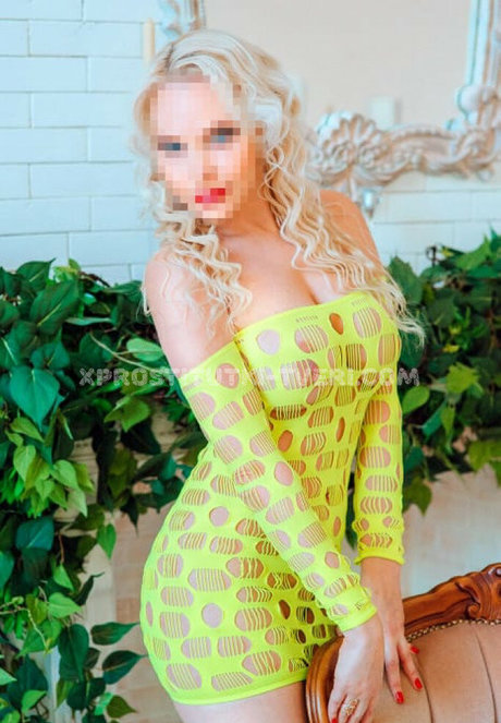 lanueta21 naked onlyfans leaked