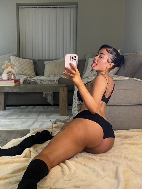 Hollyydollyy onlyfans leaks nude