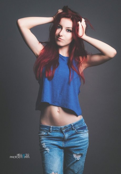 Anni The Duck nude onlyfans leaks