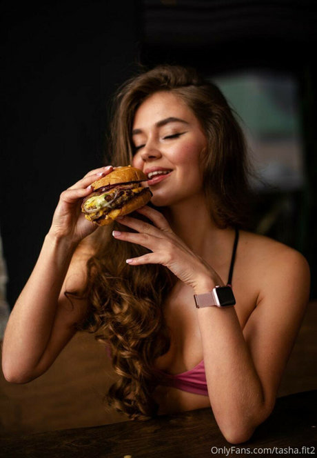 tasha fit2 onlyfans leaked nudes