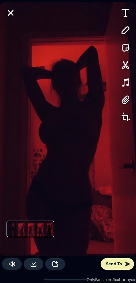 ixxbunnyxx onlyfans content type