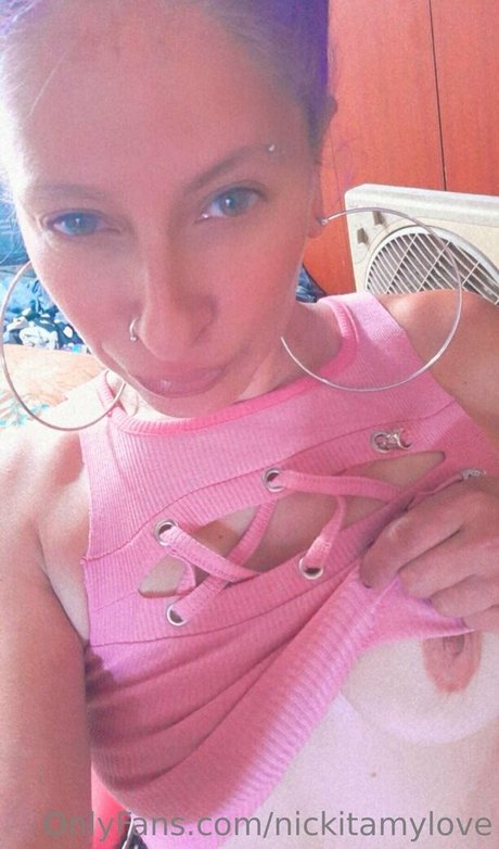 nickitamylove onlyfans model images