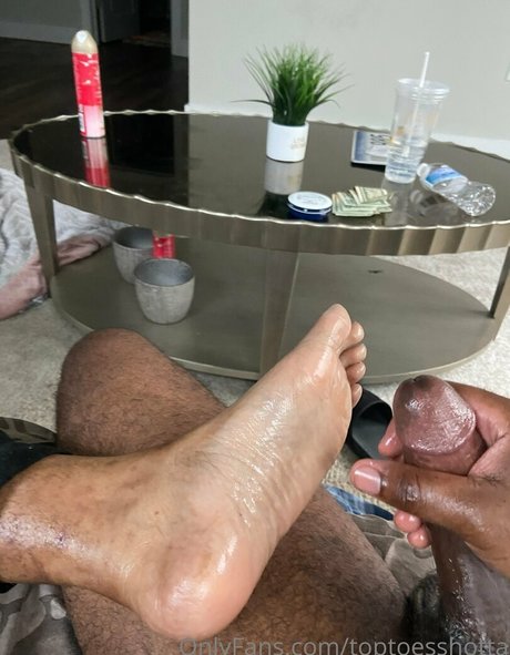 toptoesshotta topless onlyfans