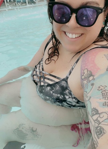 hela stoned bbw sexy onlyfans