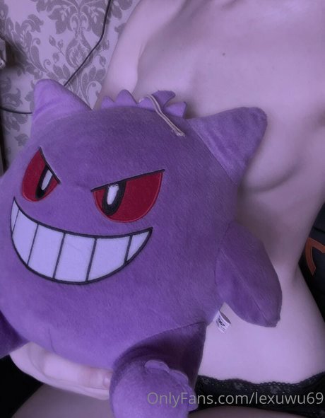 lexuwu69 onlyfans pics