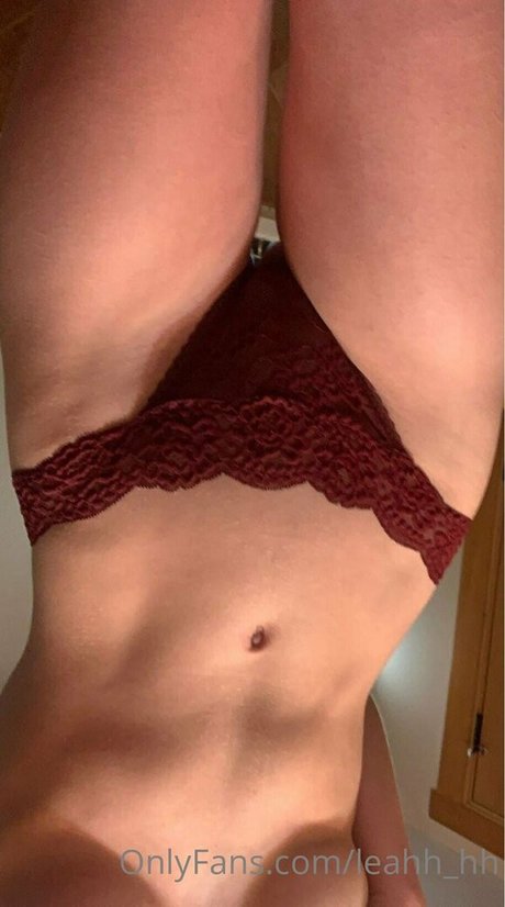 leahh hh onlyfans strip tease