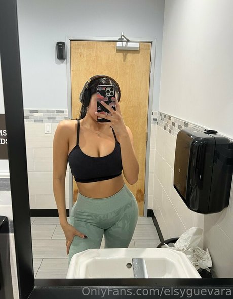 elsyguevara onlyfans sex leak