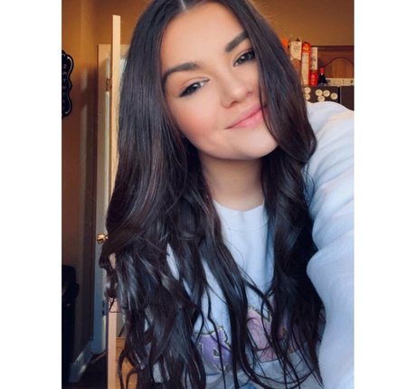 SlutAlexisOwO leaked onlyfans