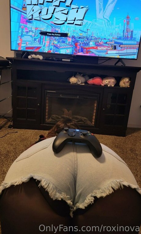 roxinova onlyfans leaked