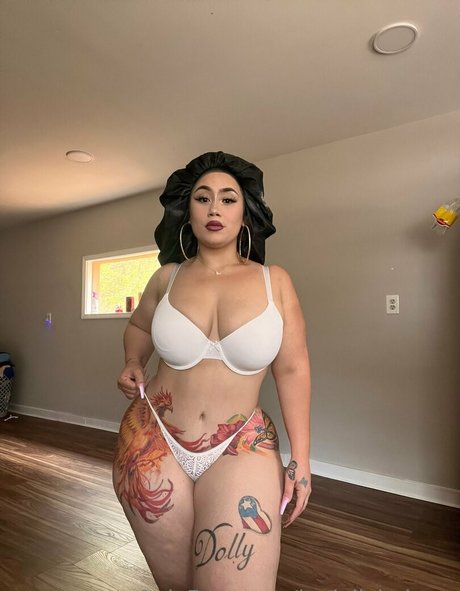 itsdollybabyyy onlyfans leaked nude