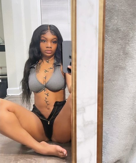 Sharondaduhdon onlyfans leaked tits