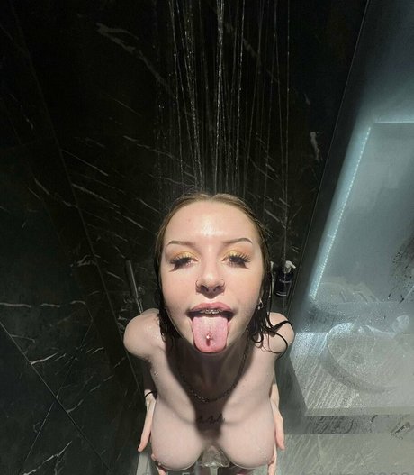 sophieking8008 onlyfans