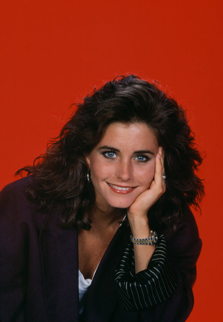 Courtney Cox Profile image